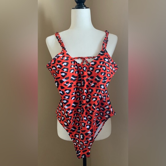 Cupshe Other - 🧡New Bathing Suit